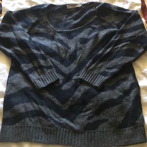 Knit sweater with print